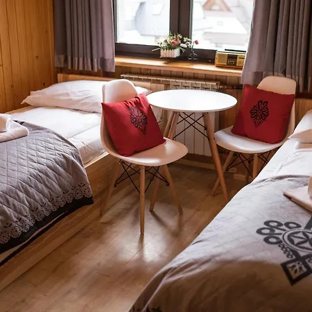 Pod Wierchami 民宿 扎科帕内