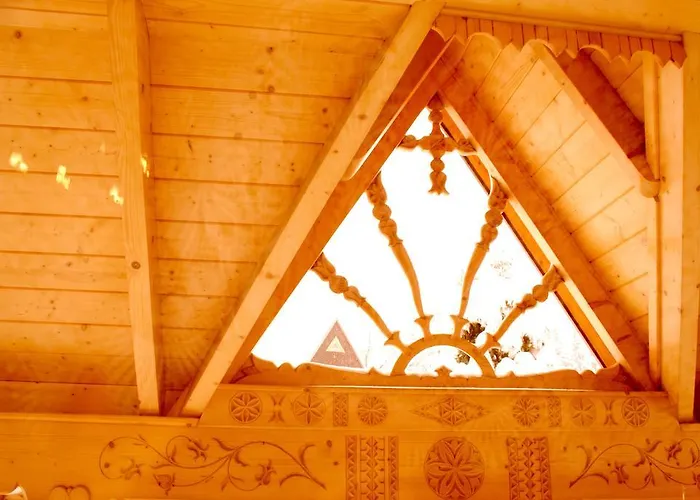 Pod Wierchami * זקופאנה