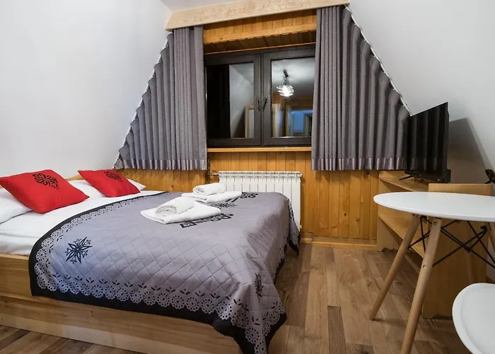 Pod Wierchami * Ζακοπάνε